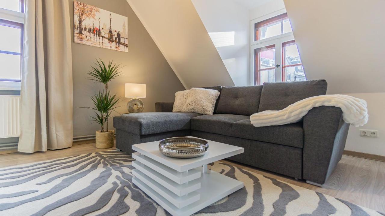Altstadtapartment, 80 Qm,2 Schlafzimmer,Parkplatz,Netflix Cottbus Buitenkant foto
